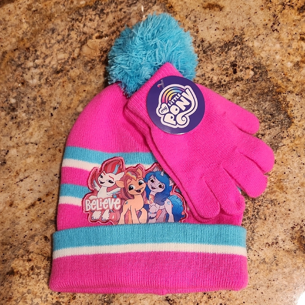 MY LITTLE PoNY Set! Hat & Gloves Gift Set.  New! NwT!  Holiday Winter Gift!